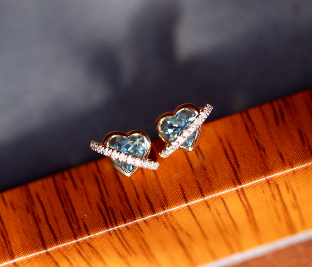 k18ハートシェイプアクアマリン×ダイヤモンド プラネットピアス