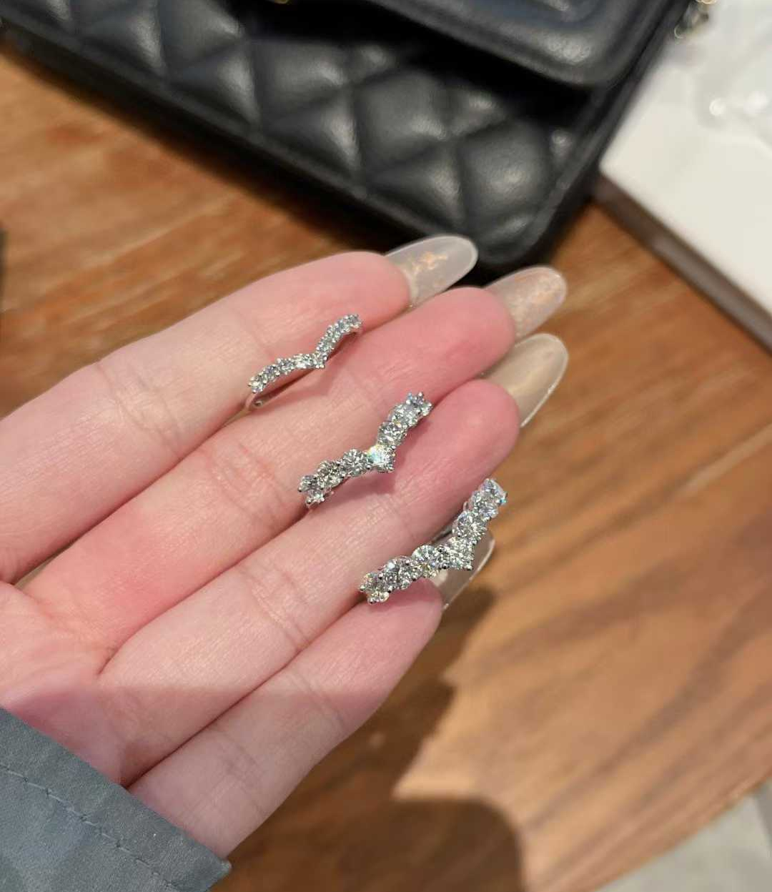 pt950ラボグロウンダイヤモンドVラインハーフエタニティリング(0.3〜1.5ct)