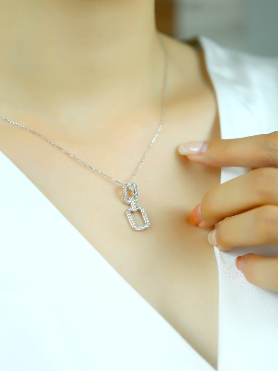 k18ダイヤモンドバックル ペンダントトップ