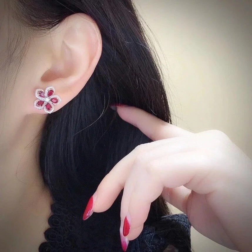 k18ルビー×天然ダイヤモンドフラワーピアス
